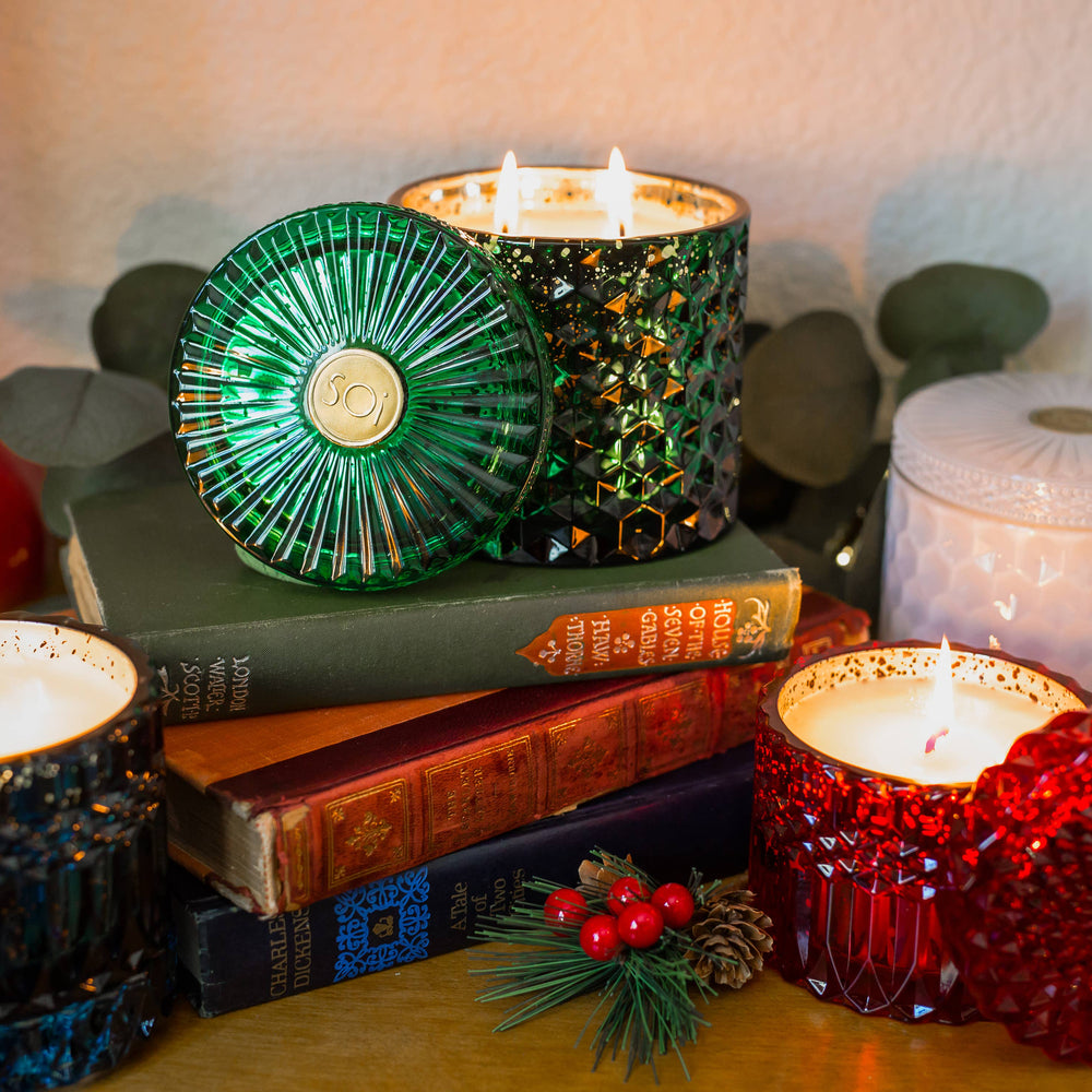 
                  
                    Holiday Spice Red Shimmer Candle: 8oz
                  
                