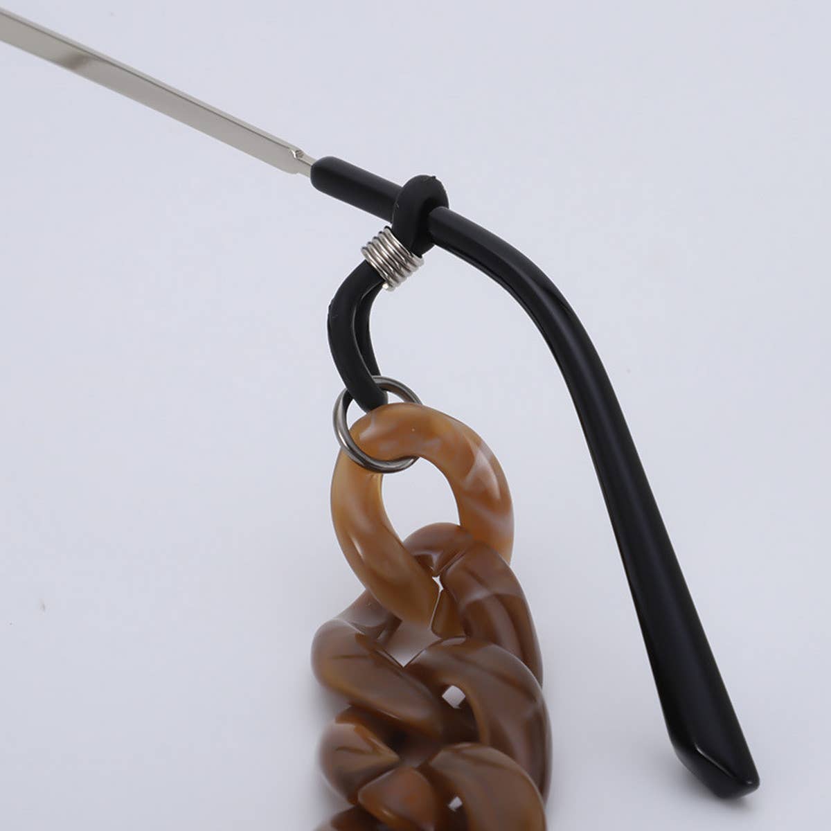 
                  
                    Chunky Eyeglass Chains - Mild
                  
                