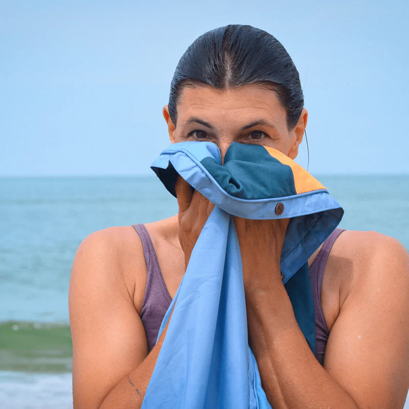 
                  
                    Water Resistant Outdoor Blanket
                  
                