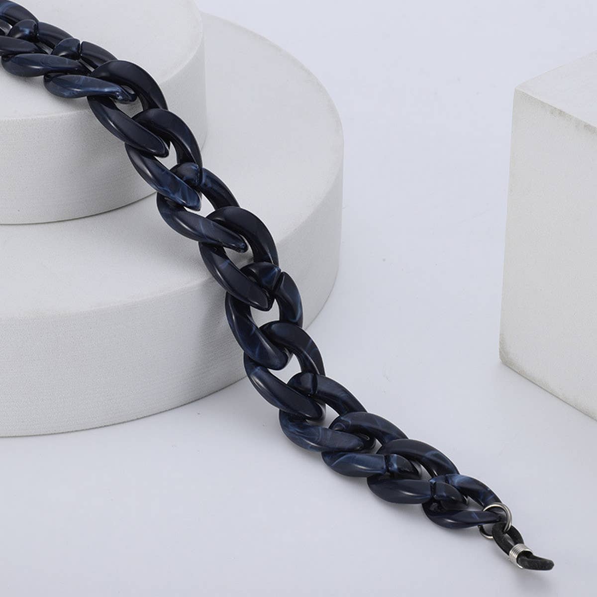 
                  
                    Chunky Eyeglass Chains - Mild
                  
                