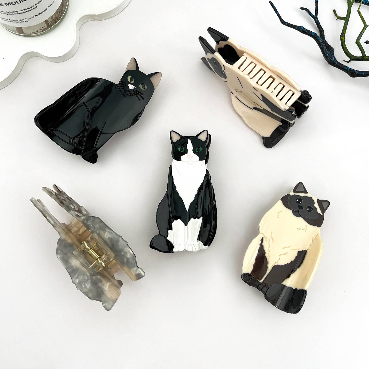 
                  
                    Sitting Cat Hair Claw
                  
                