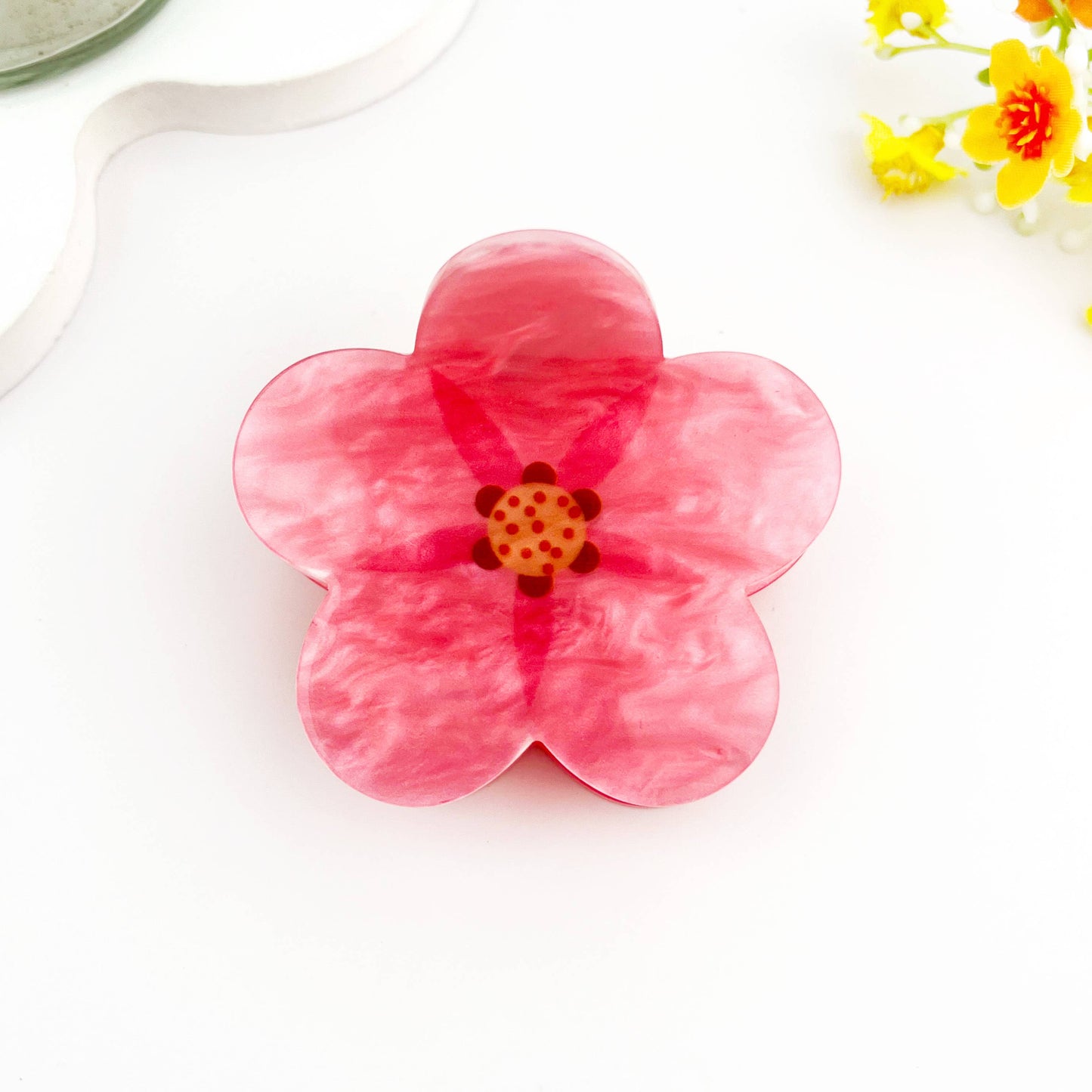 
                  
                    Full Blossom Hair Claw
                  
                