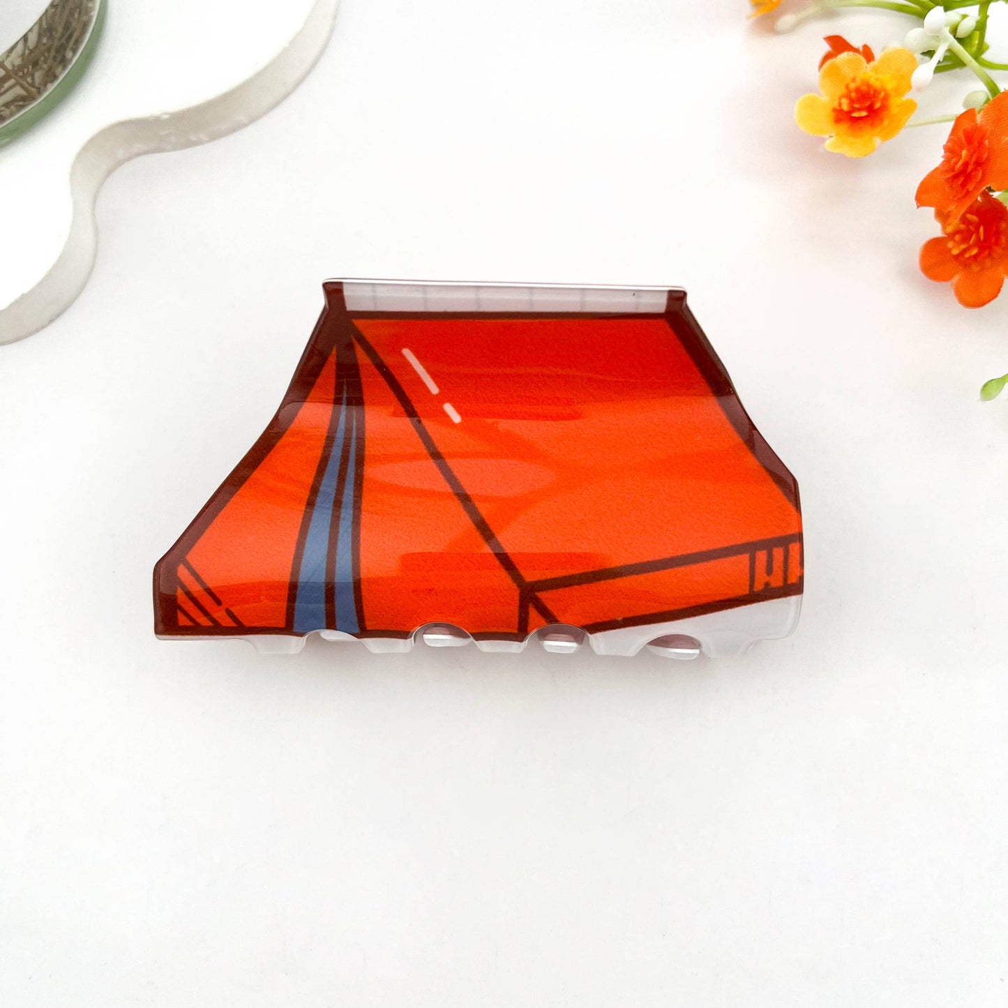
                  
                    Camping Hair Claws
                  
                