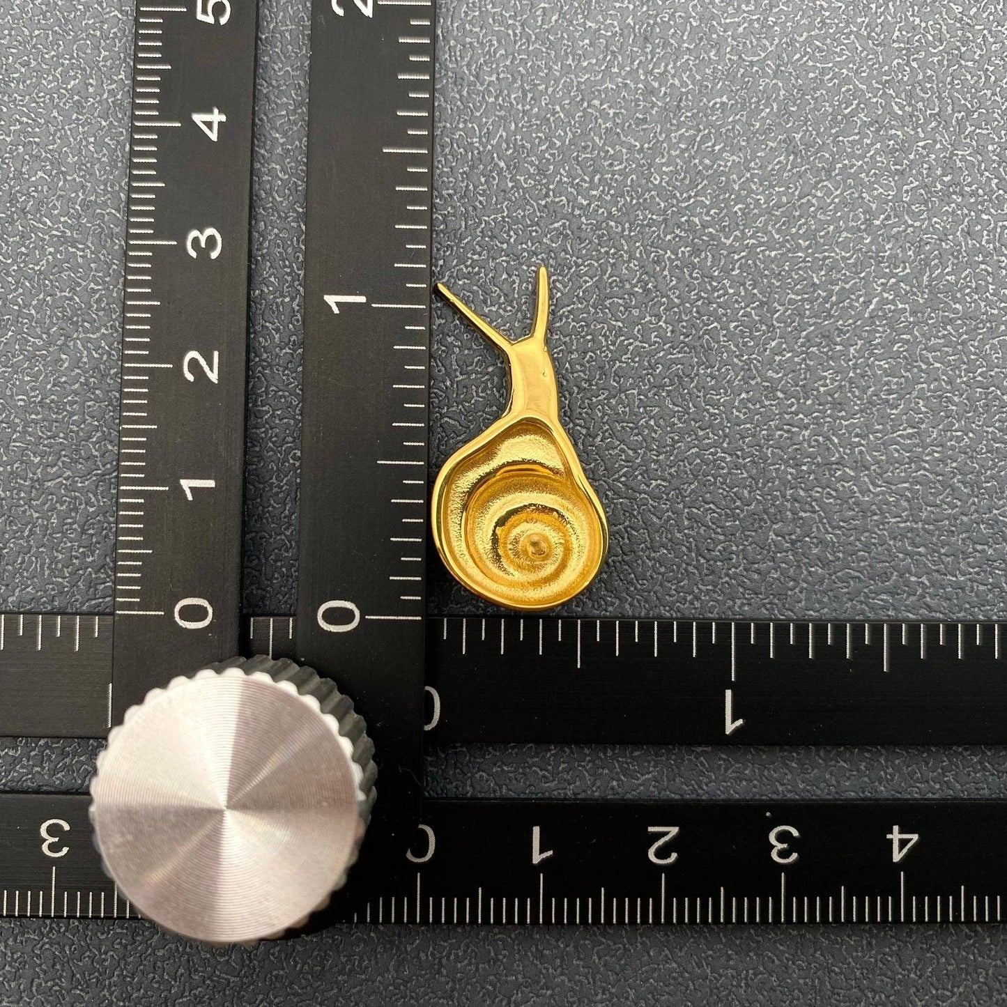 
                  
                    Snail Studs | Gold Plated Stainless Steel
                  
                