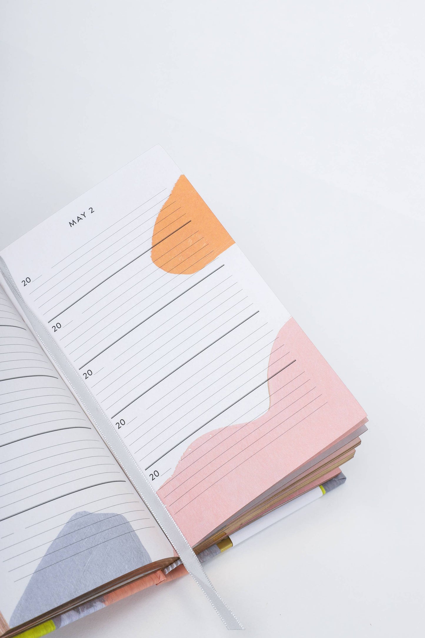 
                  
                    Modern One Line a Day Journal
                  
                