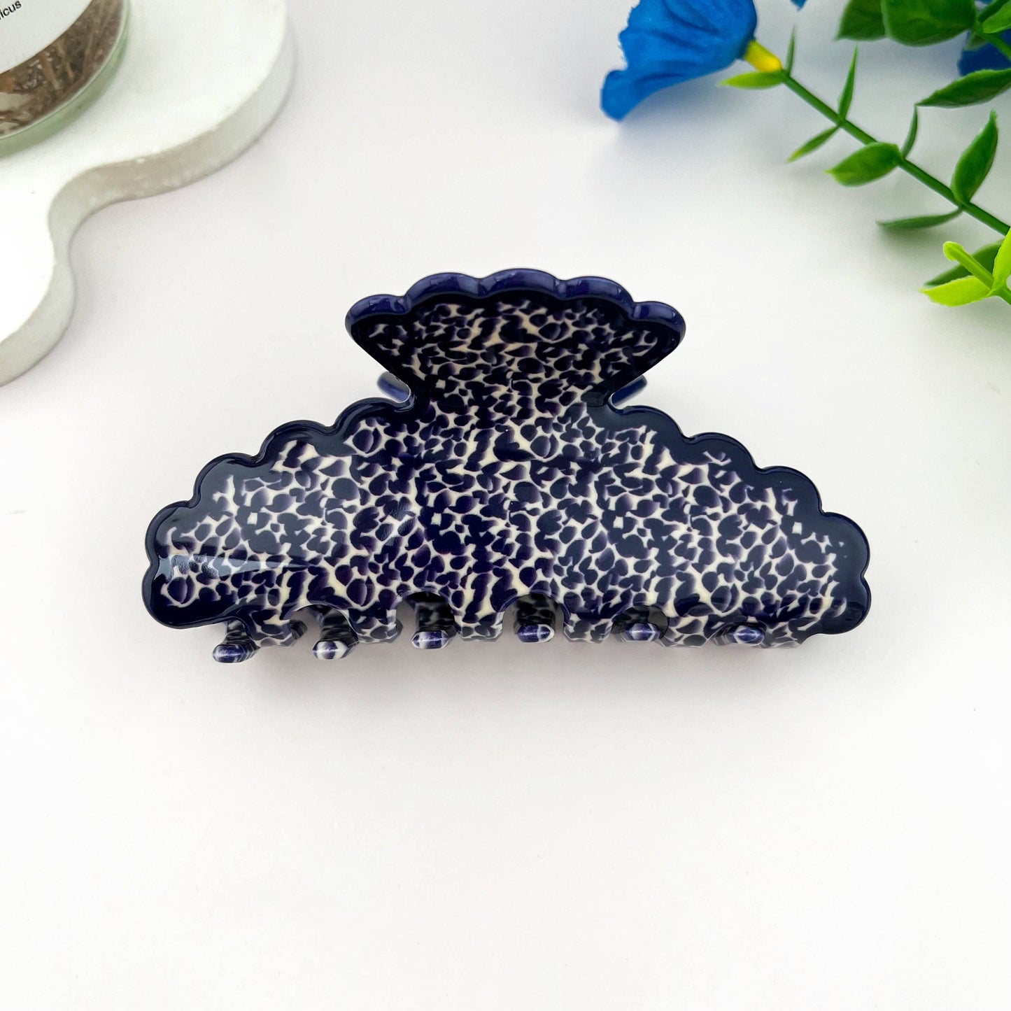 
                  
                    Terrazzo in Blue Scalloped Hair Claw
                  
                