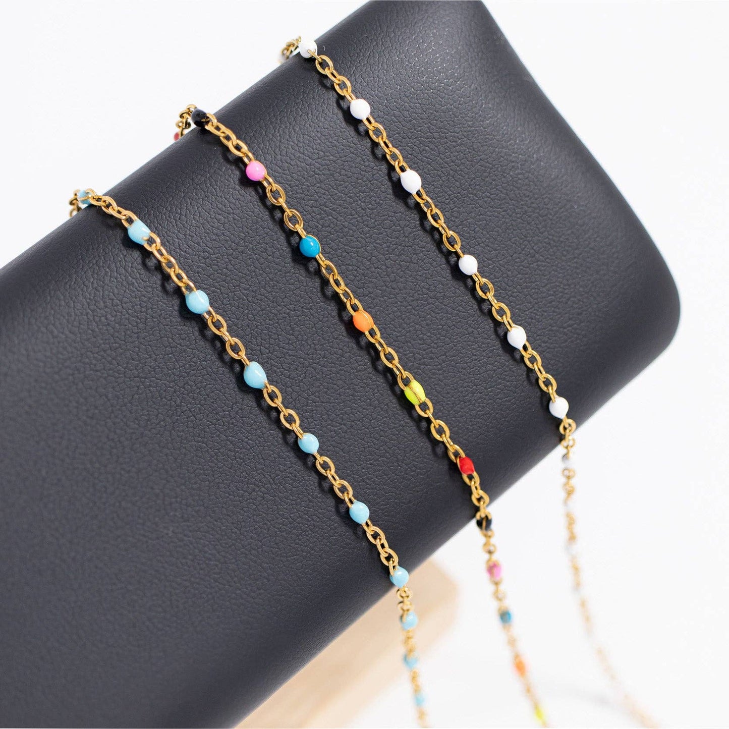 
                  
                    Confetti Chain Bracelet
                  
                