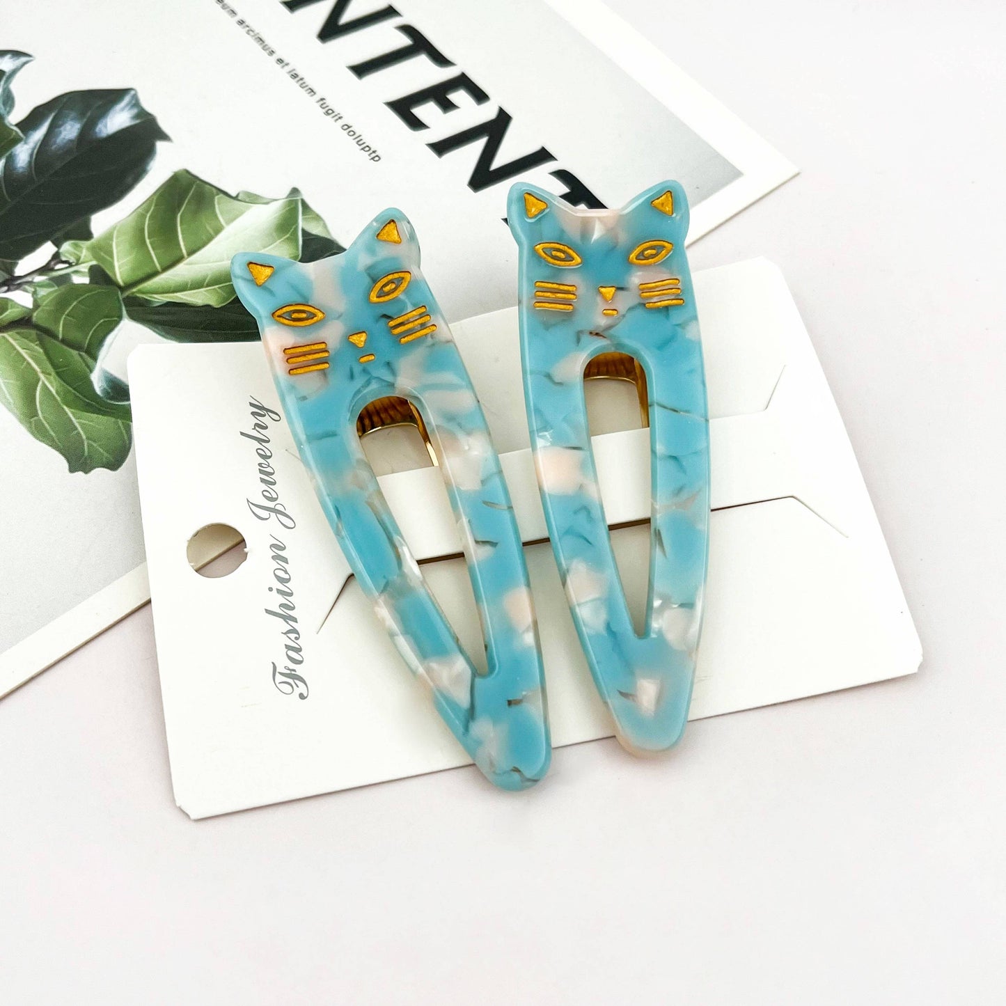 
                  
                    Cat Alligator Hair Clips
                  
                