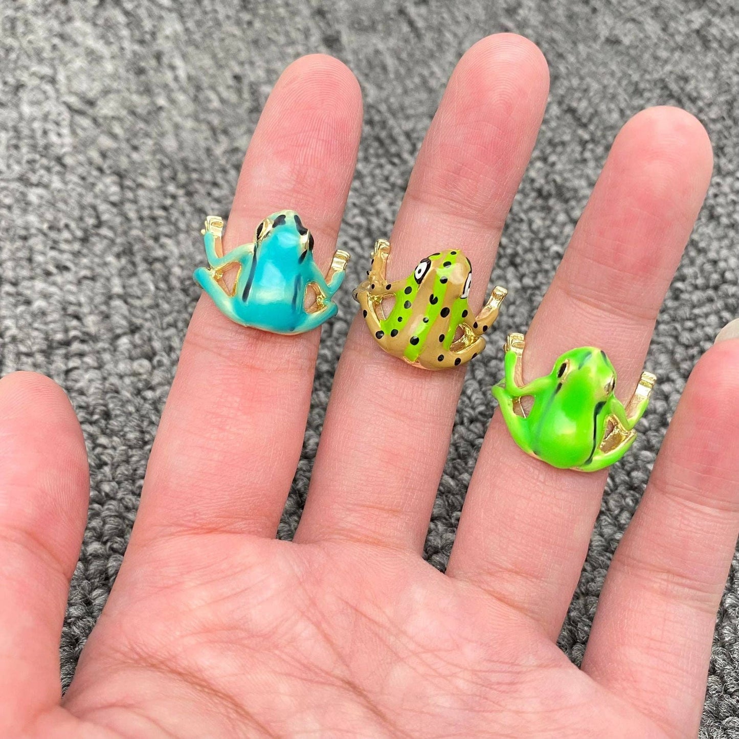 
                  
                    Enamel Tree Frog Ring or Branch Adornment
                  
                