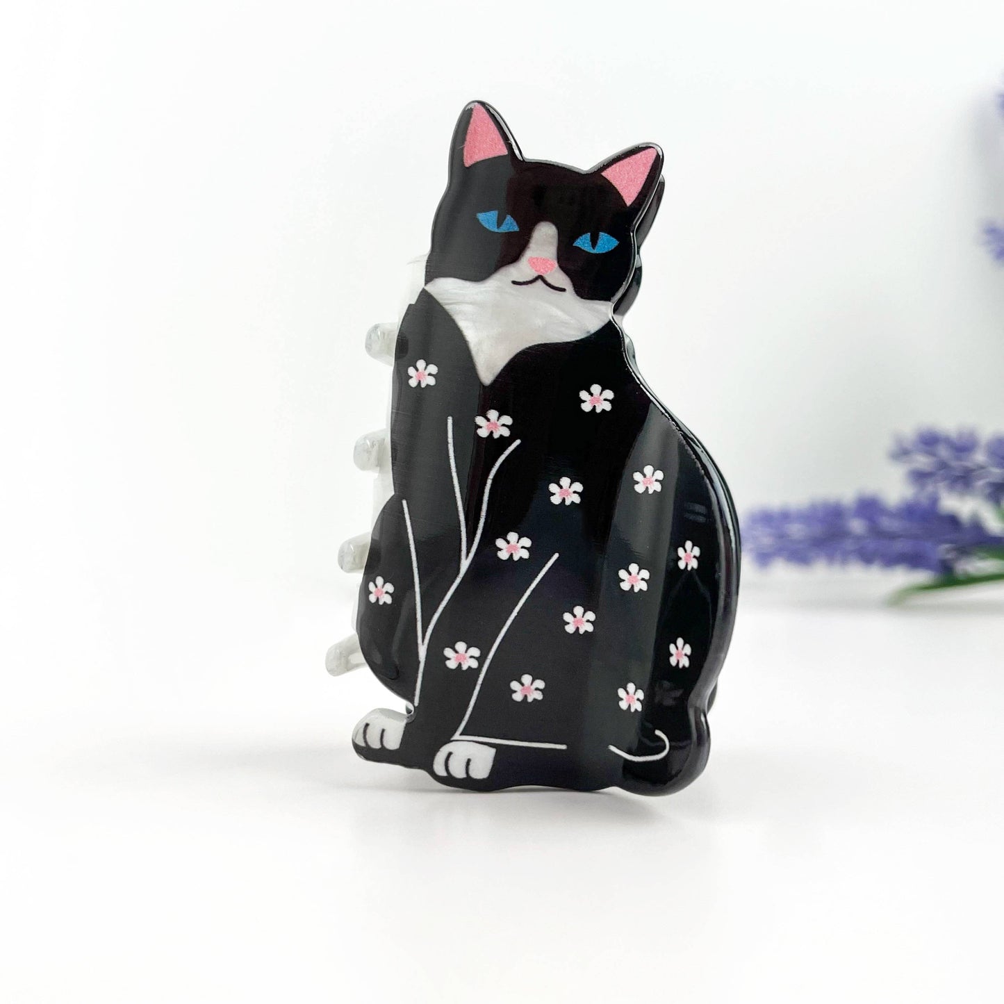 
                  
                    Floral Tuxedo Cat Acrylic Hair Claw
                  
                