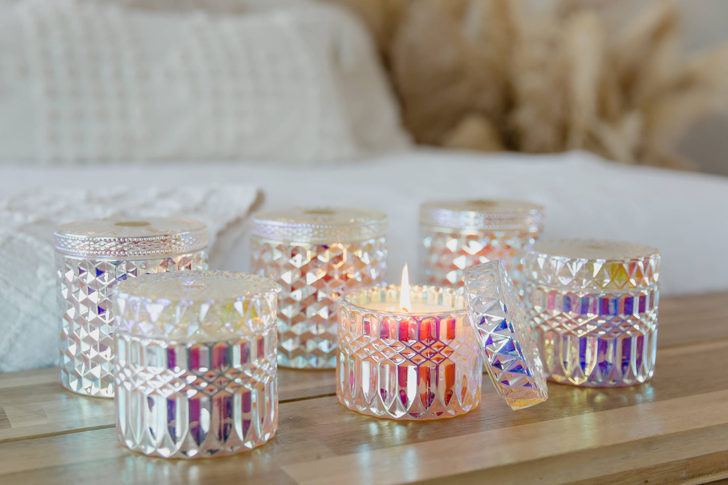 
                  
                    Mistletoe & Holly Iridescent Shimmer Candle: 8oz
                  
                