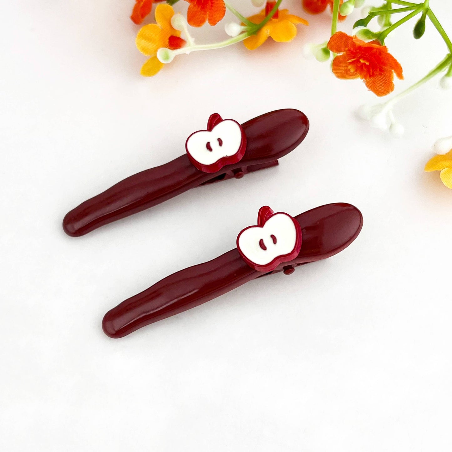 
                  
                    Apple Alligator Hair Clip
                  
                