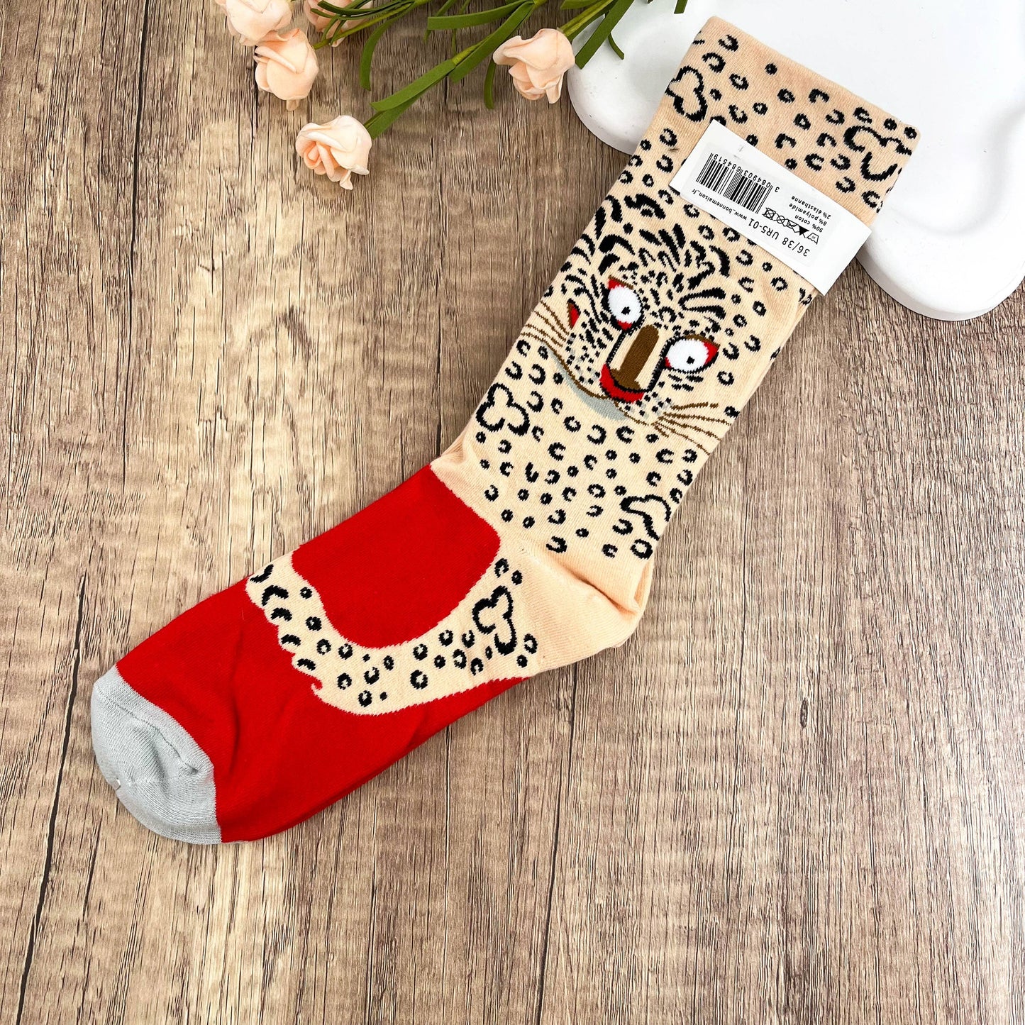 
                  
                    Creative Leopard Print Mid-Calf Socks
                  
                