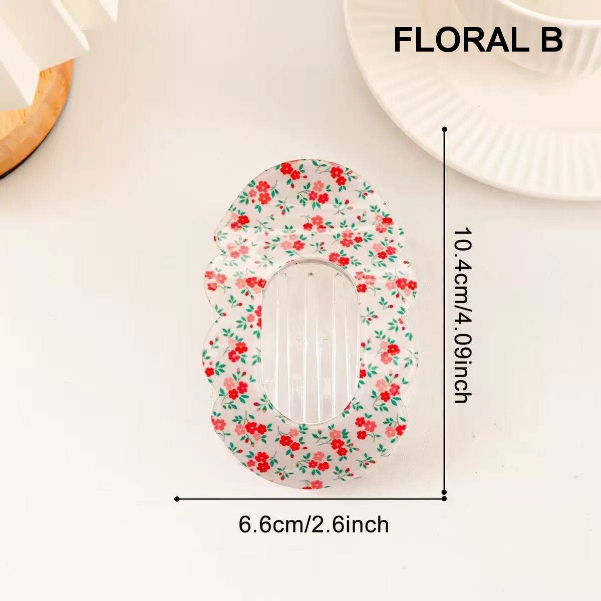 
                  
                    Scalloped Edge Flat Oval Hair Claw
                  
                