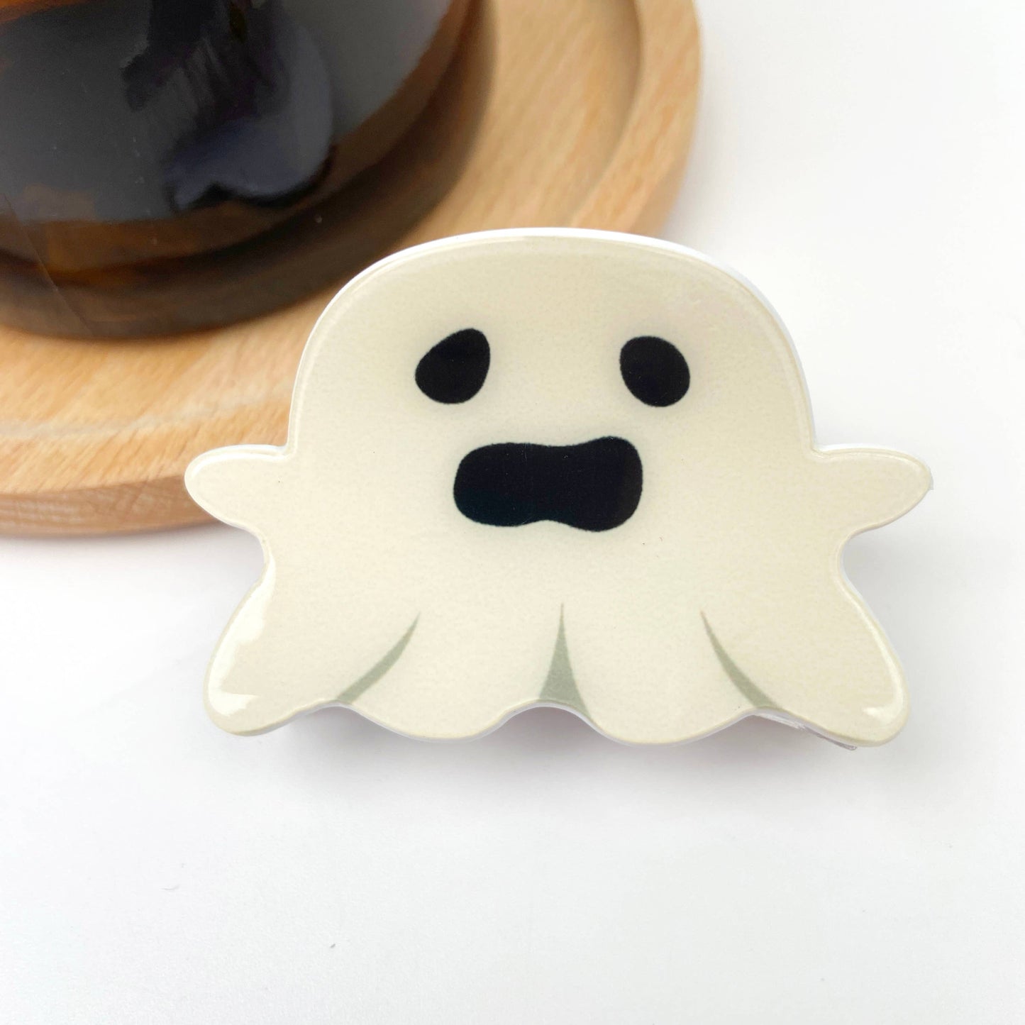 
                  
                    Mattte White Ghost Hair Claw
                  
                