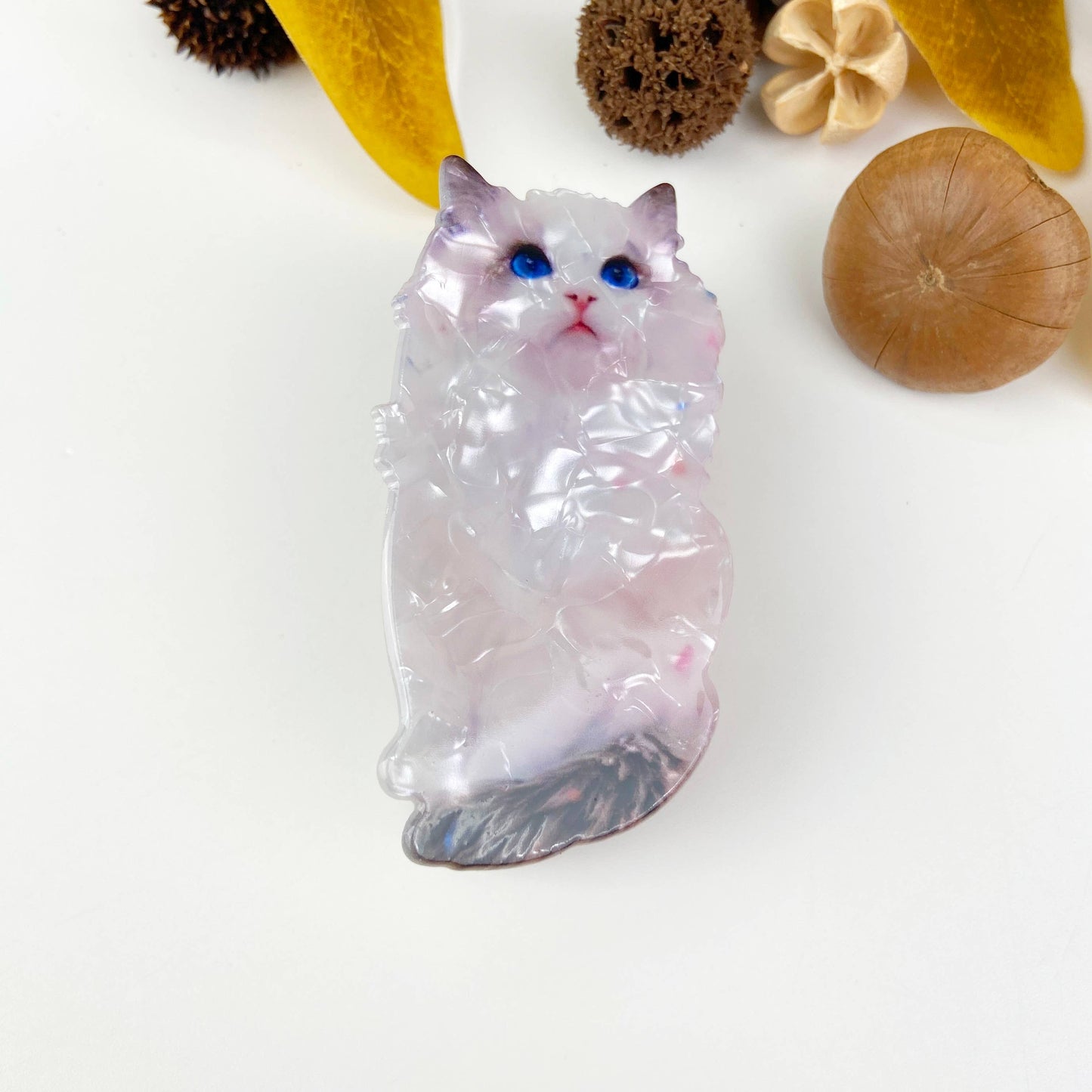 
                  
                    Champagne Cat Hair Claw No. 2
                  
                