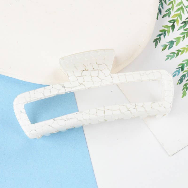 
                  
                    Open Rectangle Minimalist Hair Claw
                  
                
