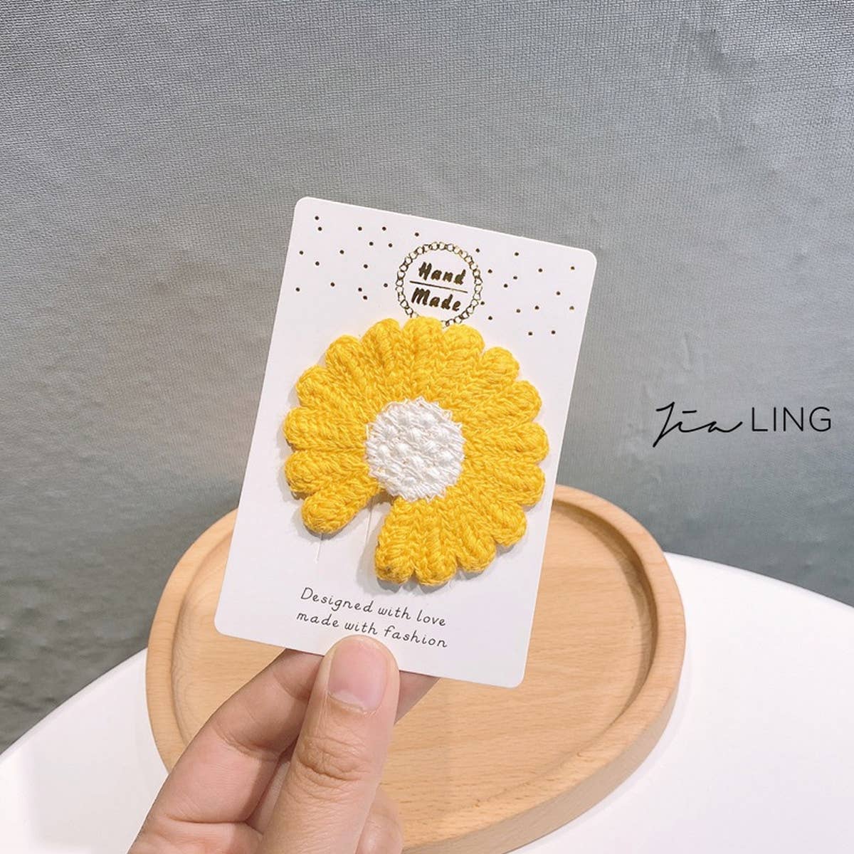 
                  
                    Daisy Hair Clip
                  
                