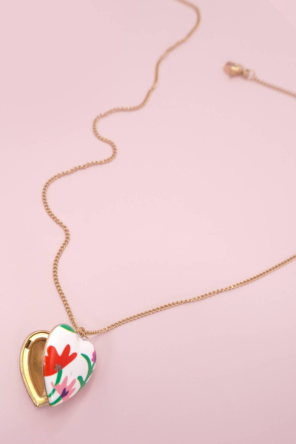 
                  
                    Painted Heart Locket
                  
                