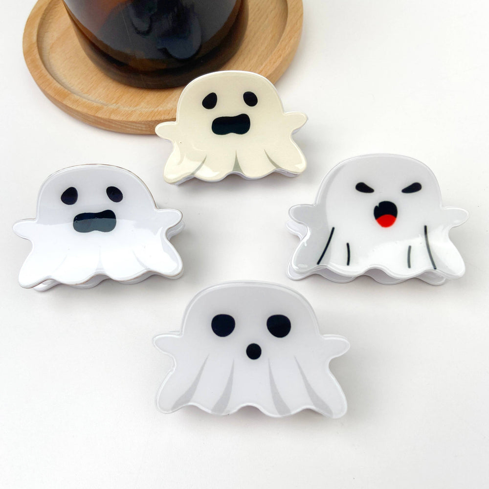 Mattte White Ghost Hair Claw