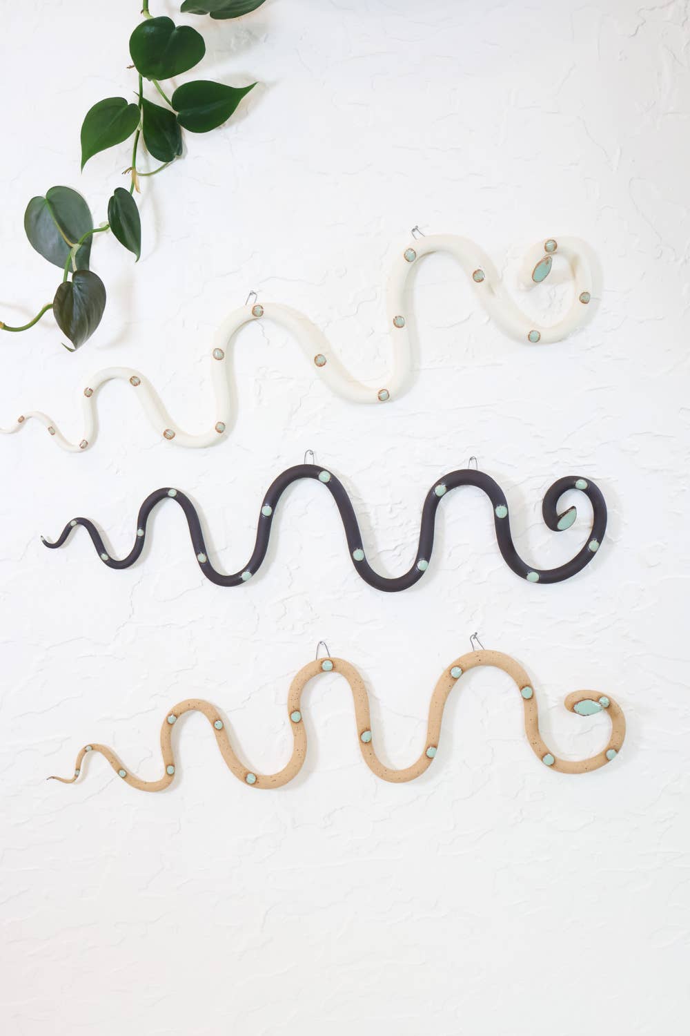 Ceramic Wall Snake Horizontal