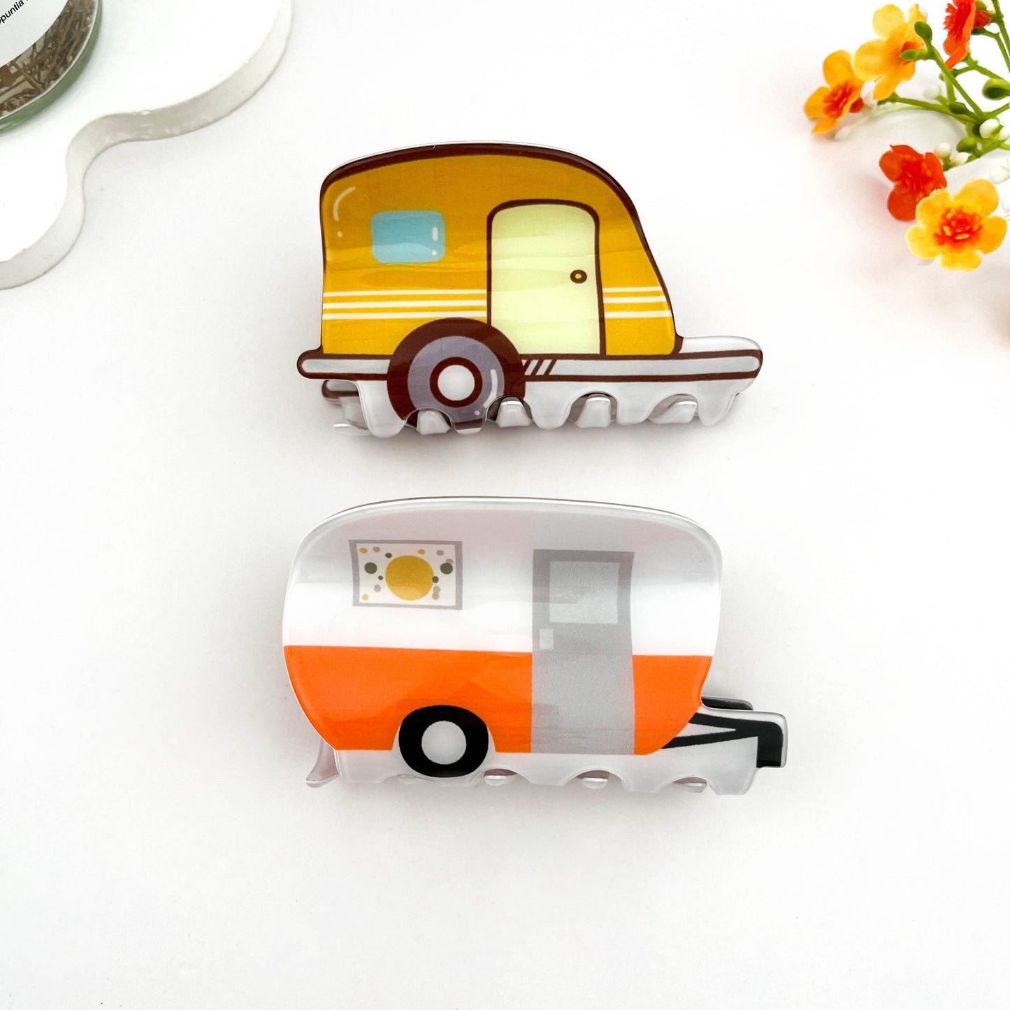 
                  
                    Camping Hair Claws
                  
                