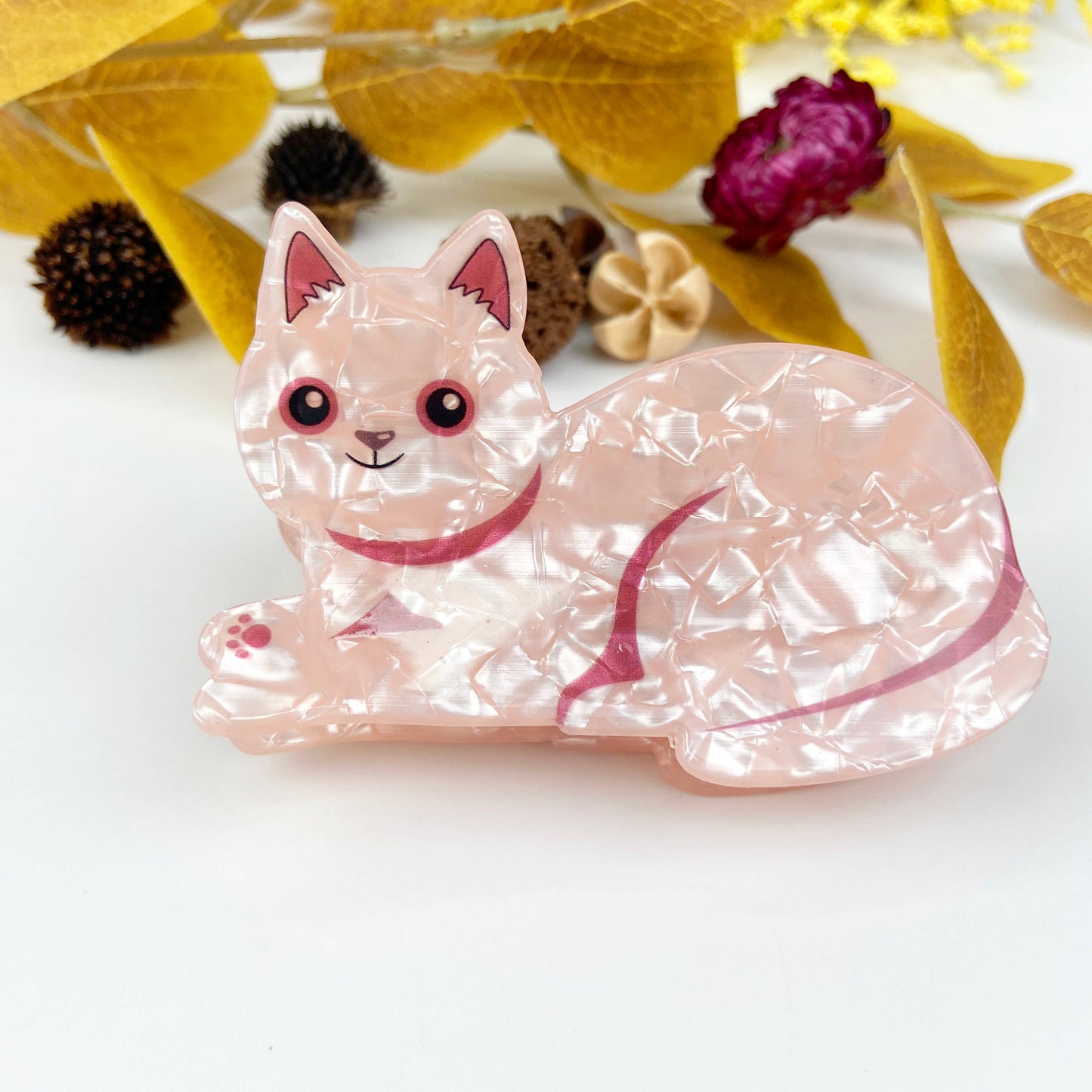 
                  
                    Champagne Cat Hair Claw No. 2
                  
                