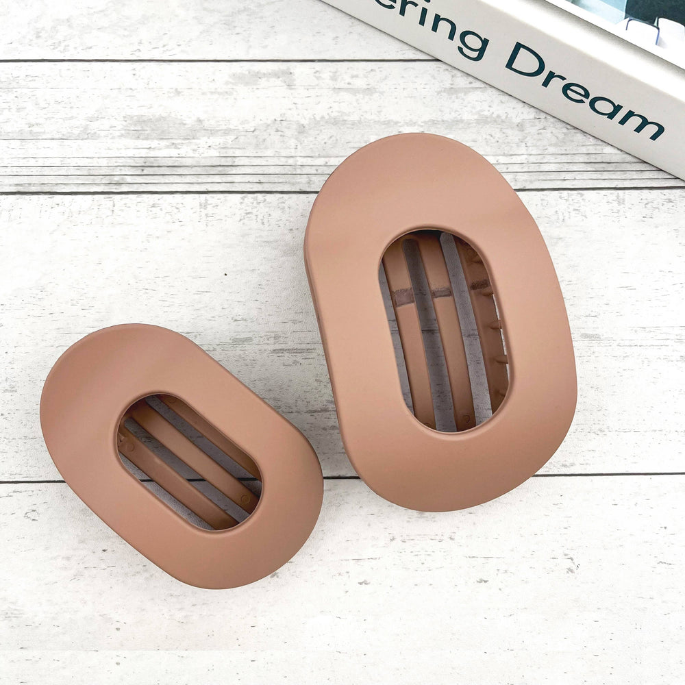 
                  
                    Matte Oval Hair Clip
                  
                