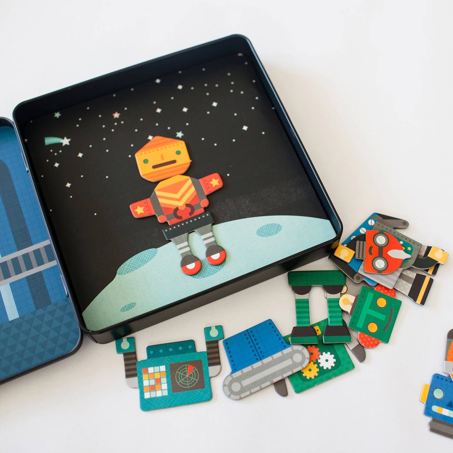 
                  
                    Robot Remix Magnetic Play Set
                  
                
