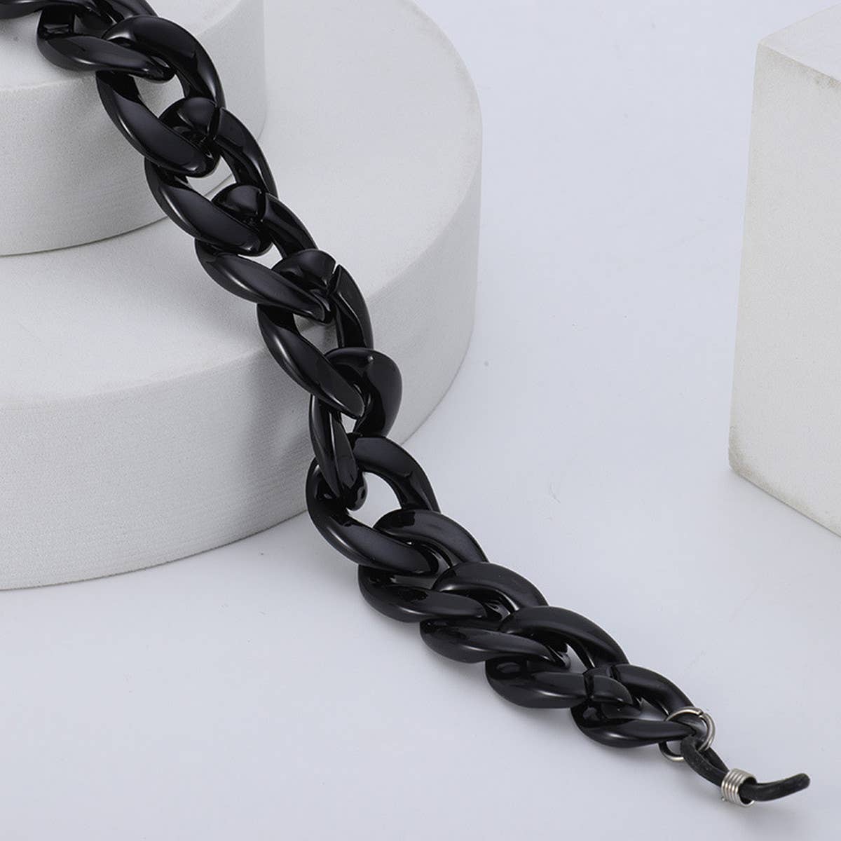 
                  
                    Chunky Eyeglass Chains - Mild
                  
                