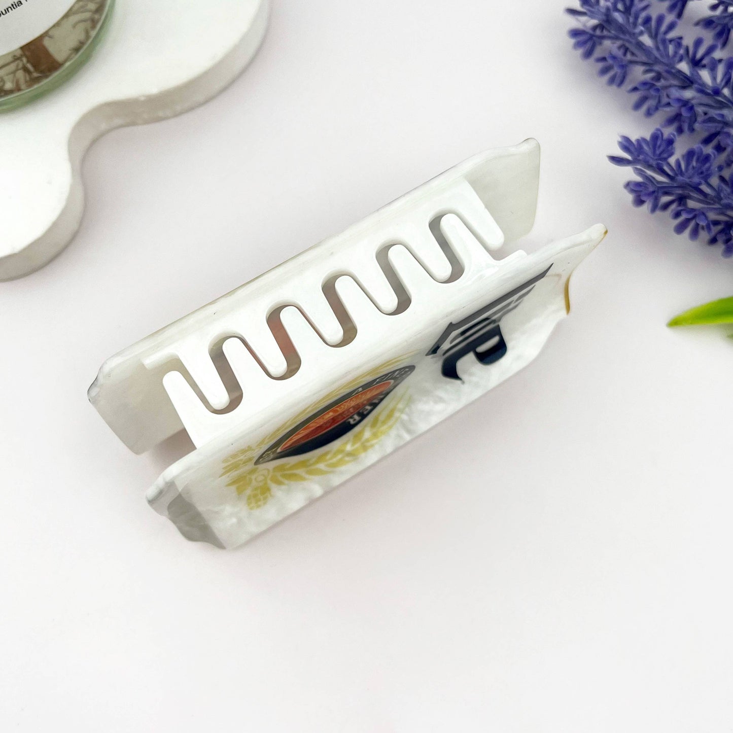 
                  
                    Light Beer Can Hair Claw
                  
                