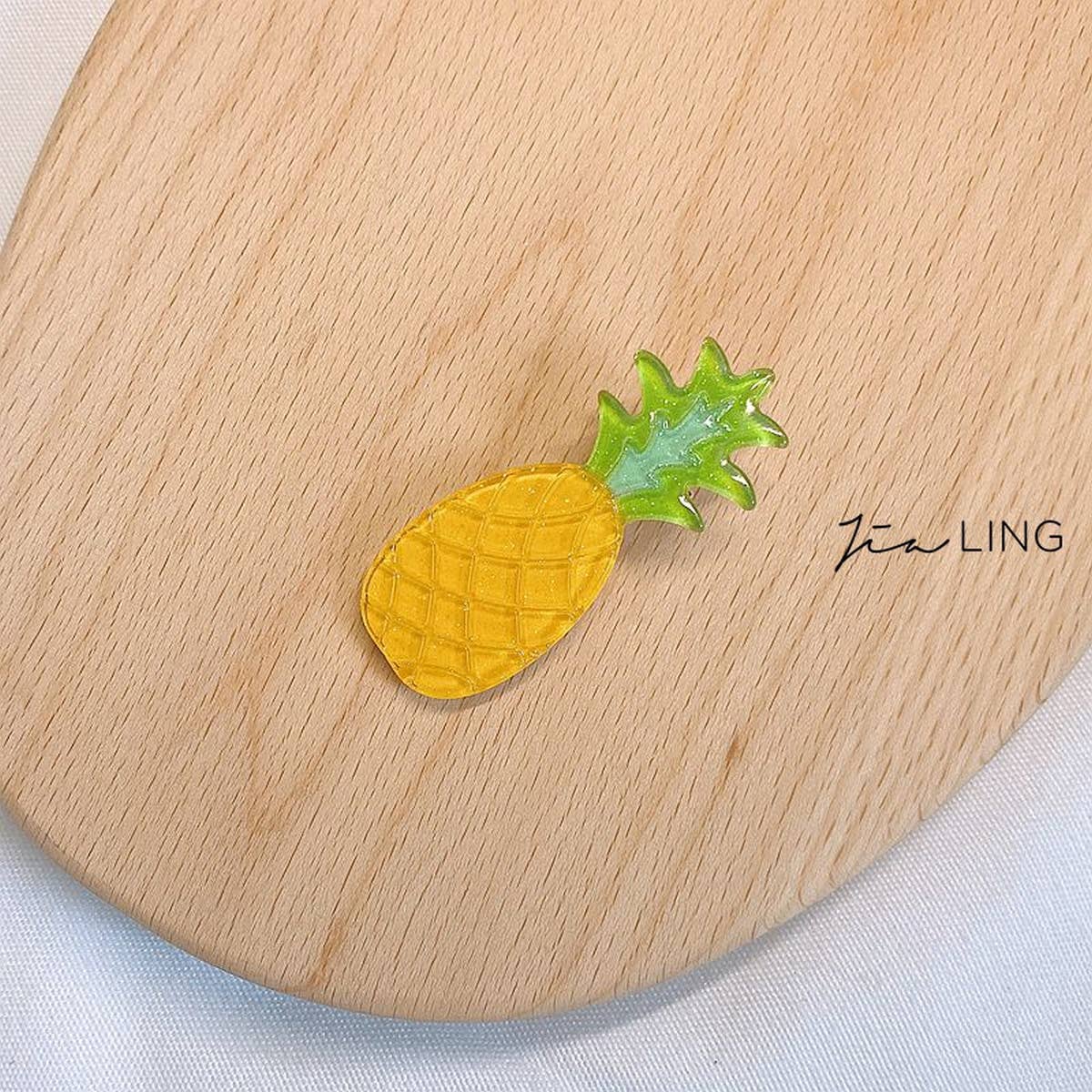 
                  
                    Acrylic Fruit + Veggie Duckbill Hair Clips
                  
                