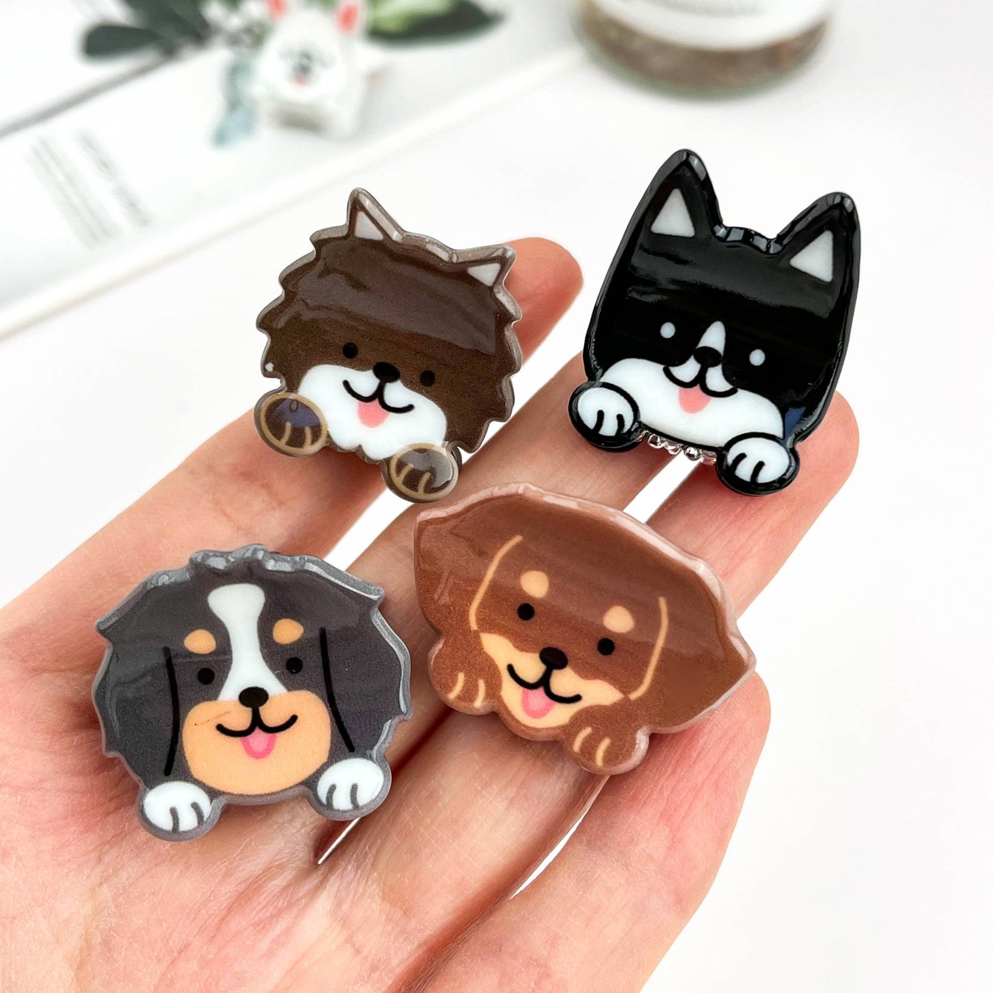 
                  
                    Mini Pups Hair Claw
                  
                