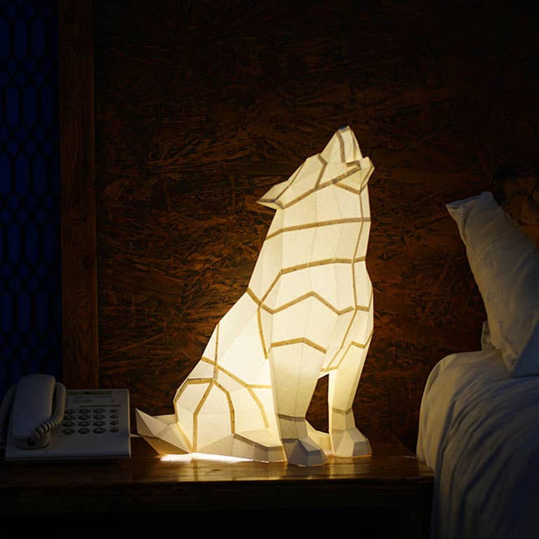 
                  
                    Wolf Lamp DIY Kirigami
                  
                